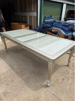 Fancy Glass Dining Table