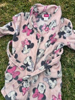 Minnie Mouse robe