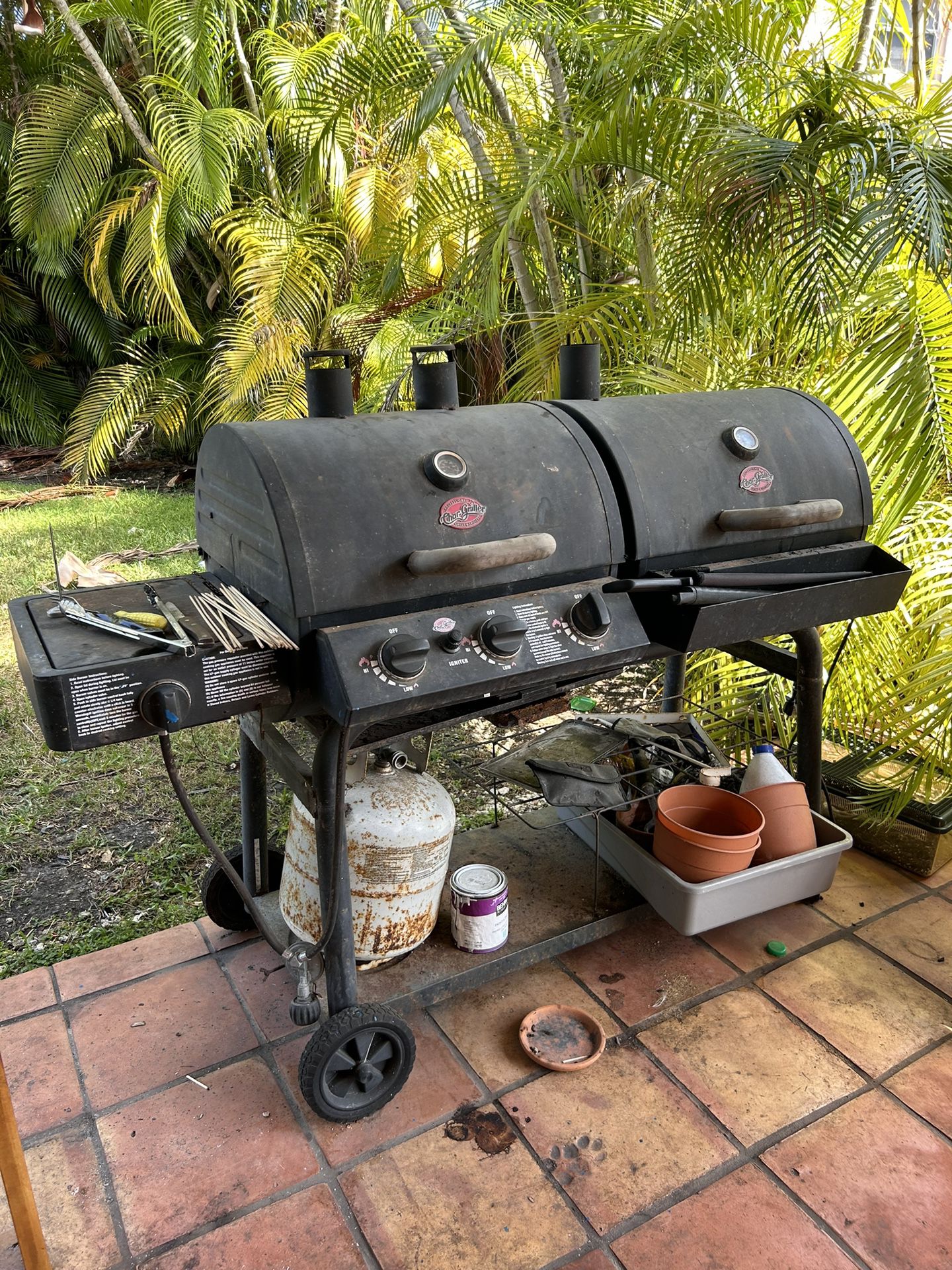 CharGriller 50/50 Gas/Charcoal BBQ 