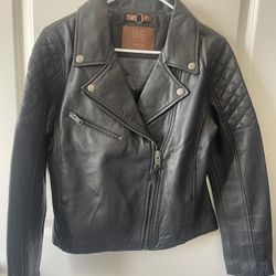 Fry Women’s Leather Jacket  Medium 