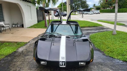 1977 VW Bradley GT2 kit car.