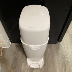 Diaper Genie 