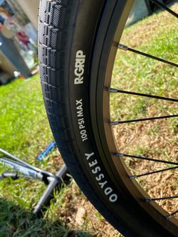 Free Agent Eluder 5055 BMX - Black Camo
