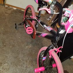 Girls bike
