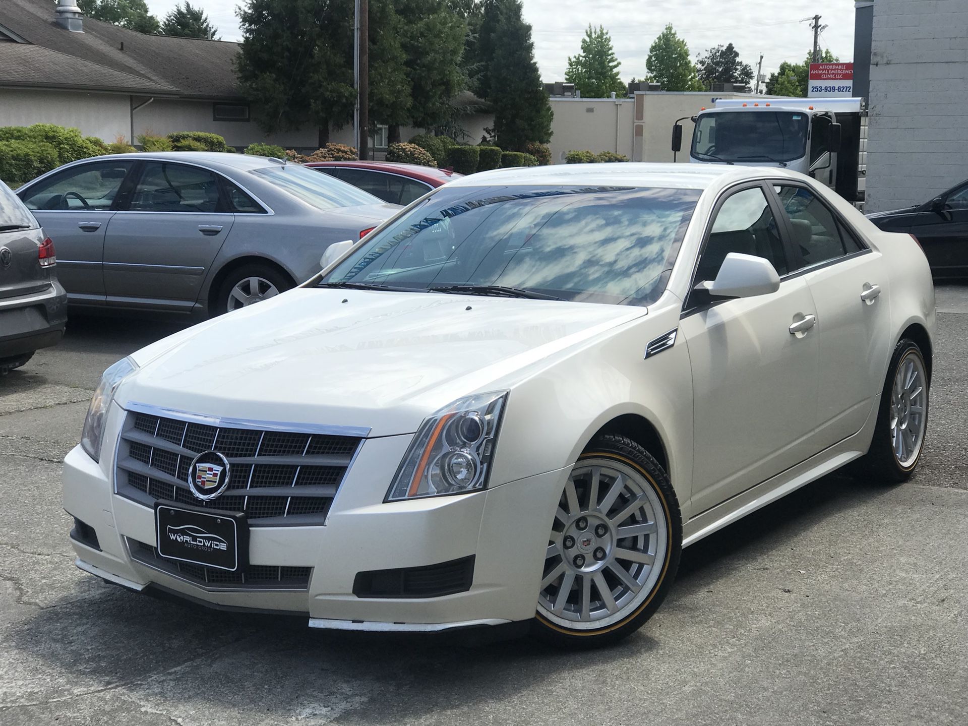 2010 Cadillac CTS V6 3.0 Clean Title Off White Color dts sts