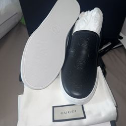 Gucci Shoes / Slip On 