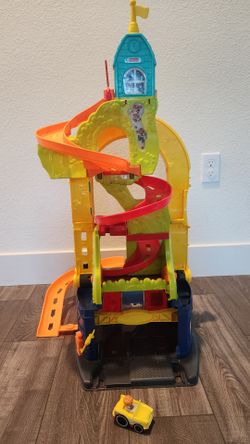 FisherPrice Car Tower Town