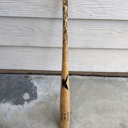 32” Wood Baseball Bat