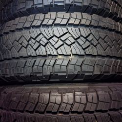 4 NEW ALL TERRAIN TIRES 265-70R17