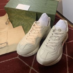 Gucci Sneakers