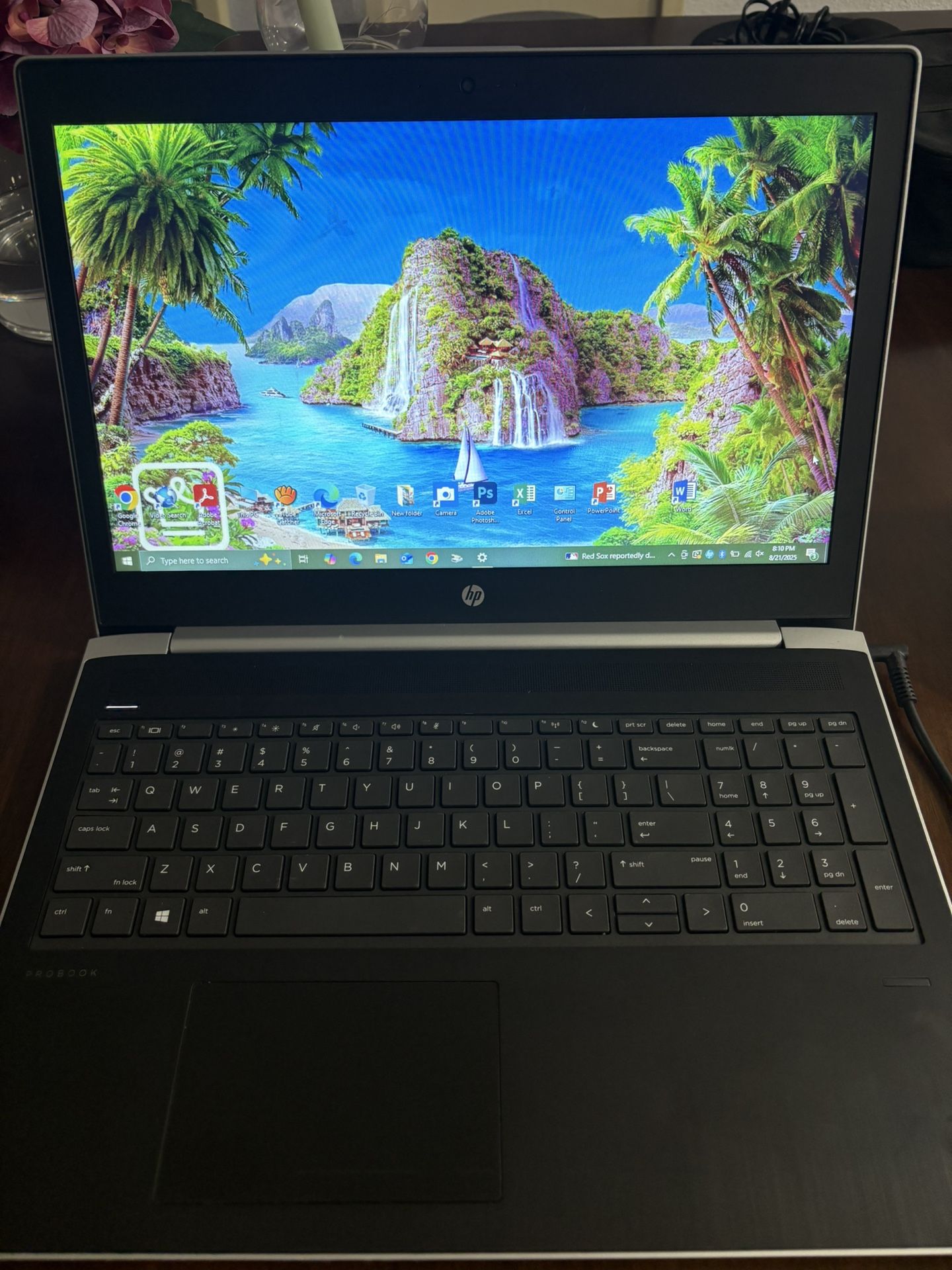 HP PROBOOK  model # 455 G5 LAPTOP   AMD A9 9420 RADON R5 -5 compute  Core 2 ct + 3G 300 MHz 2 core ( s )   WINDOWS 10 Professional  ……… FULLY LOADED w