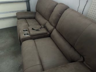 Couch Manual Reclining Loveseat with Console