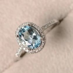 Elegant Ice Blue Round Silver Tone Ring