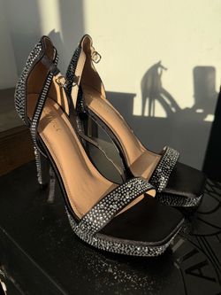 ANKLE STRAP OPEN TOE BACK CLOSURE STILETTO HEEL