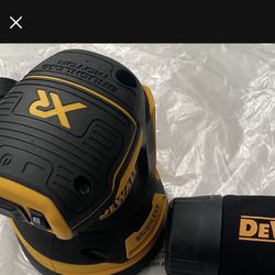 DEWALT XR MAX  BRUSHLESS 20V different speed, RANDOM ORBITAL SANDER NEW $100 FIRM TOOL ONLY