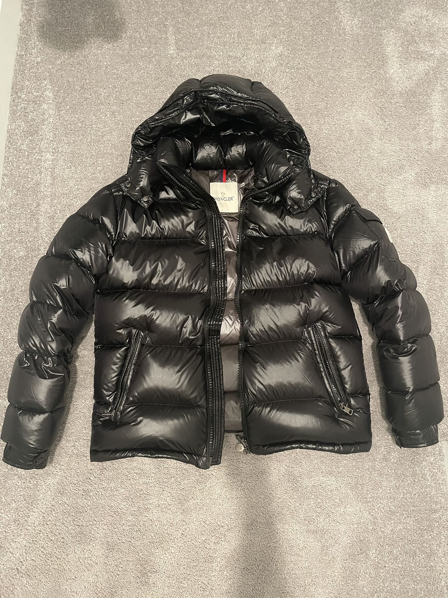 Moncler Maya