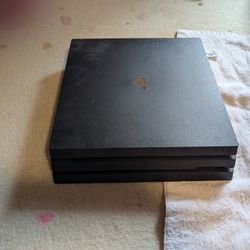 PlayStation 4 Pro Wires Or Controller Works 
