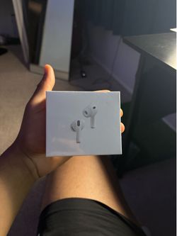 (Still sealed) Apple AirPods Pro 3 - Warranty Included