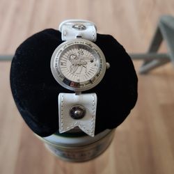 Gwen Stefani L.A.M.B. White Silver Leather Band Timepieces Watch White "Needs Battery" Brand New with Tags