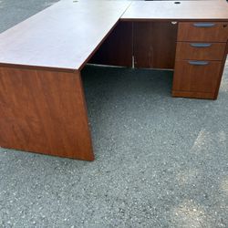 Office Desk 