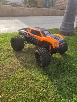🔥 Traxxas X-Maxx 8S V2 – $700 OBO 🔥