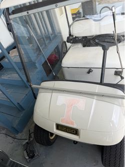 GOLF CART EZ GO FREEDOM E