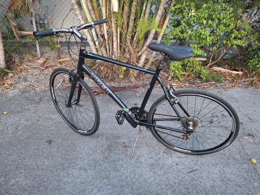 TREK FX 7.3