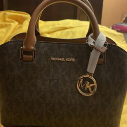 Crossbody Michael Kors Brown $110 Obo