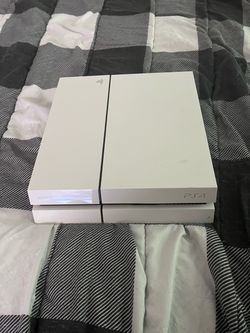 Sony PS4 Console White