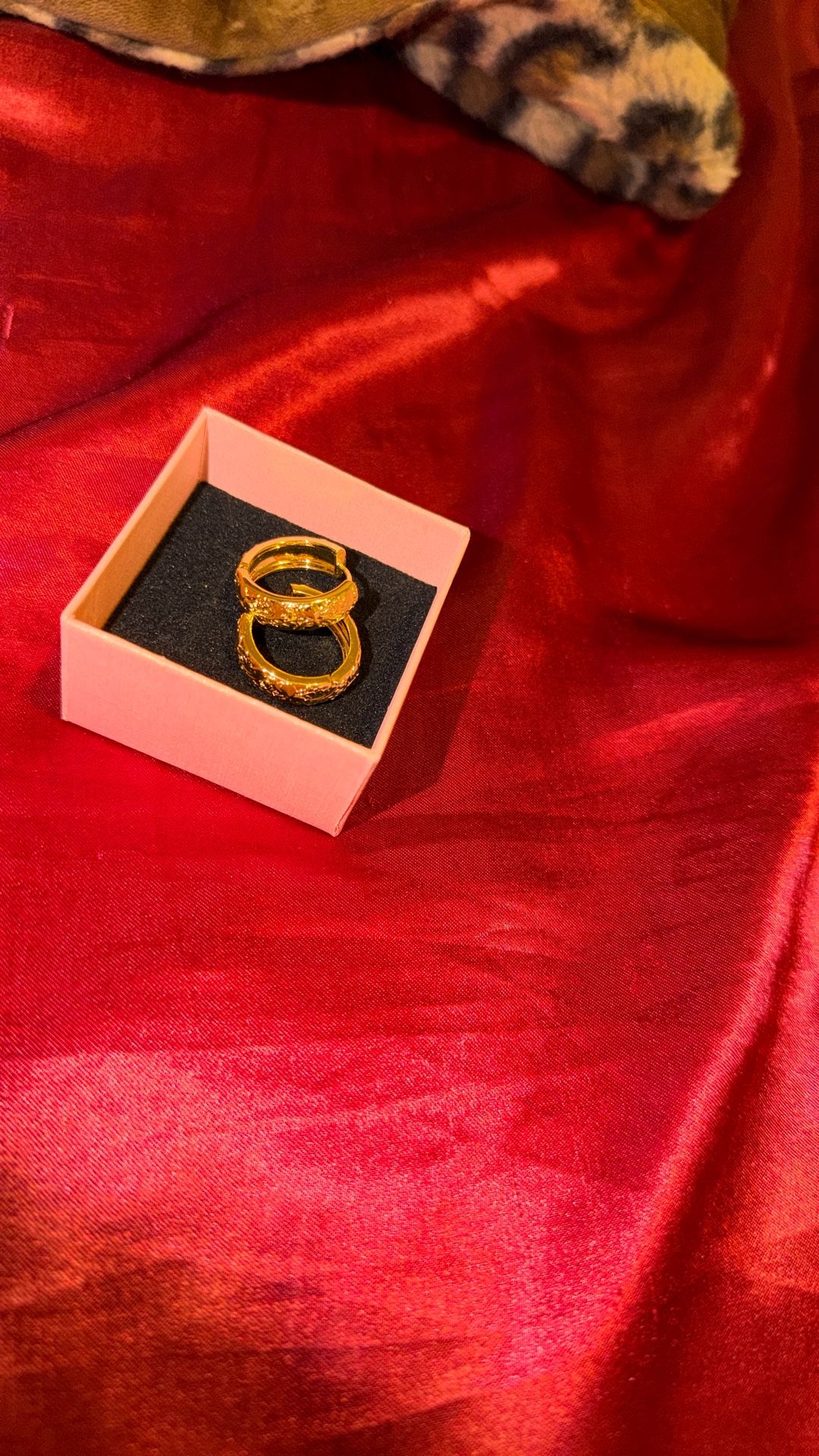 18k Gold Hoop Earrings