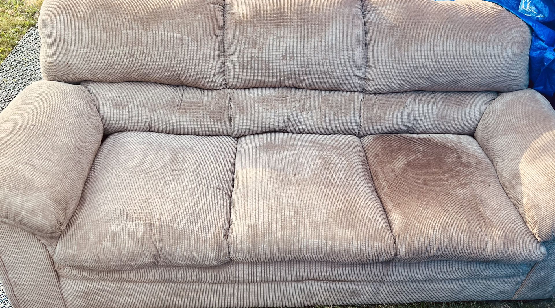 Couch And Recliner Set 