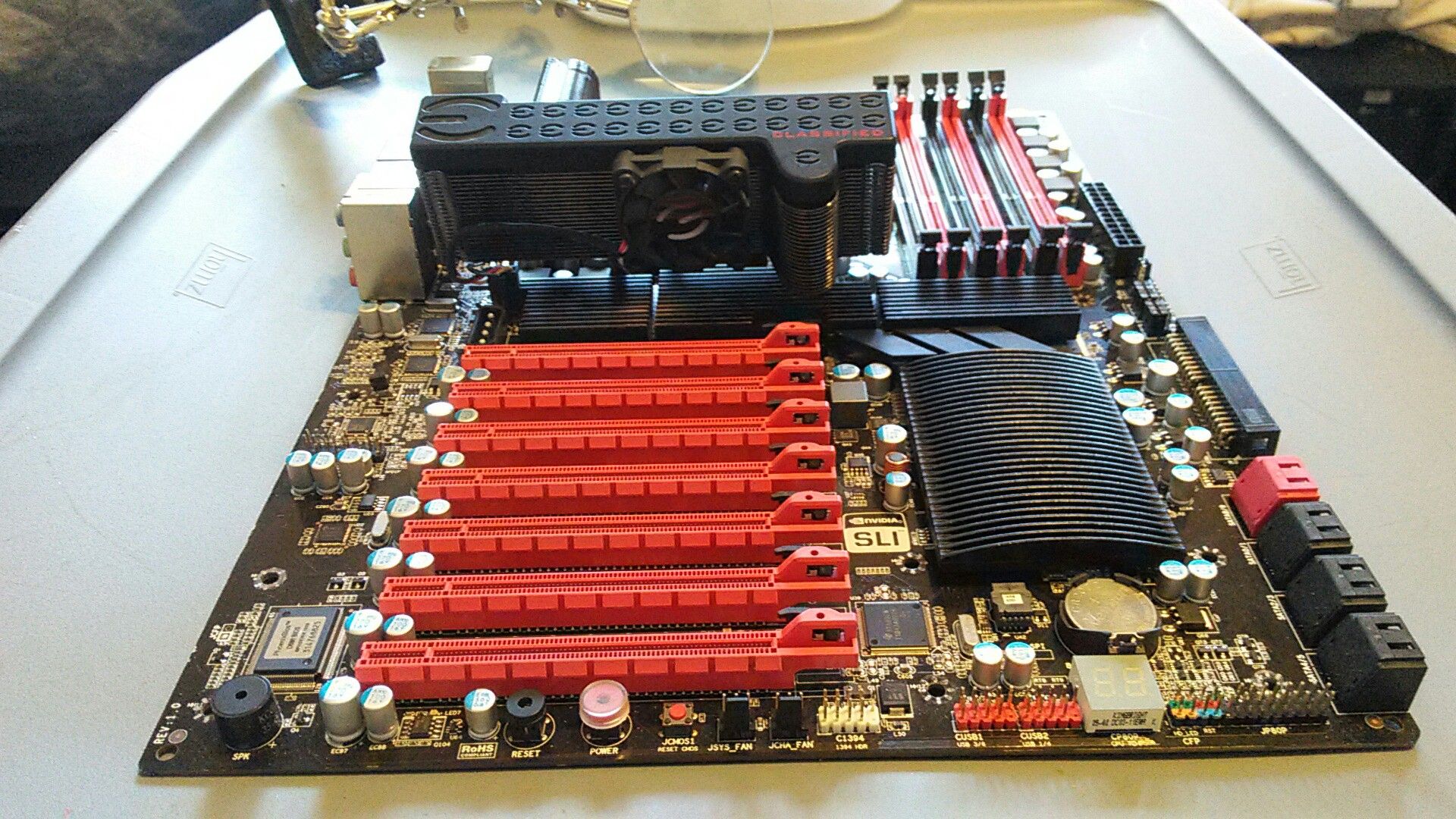 Evga x58 classified 4,way sli XL