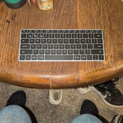 Satachi 1 X Bluetooth Keyboard 