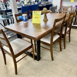 7pc Dinning Table Set $799
