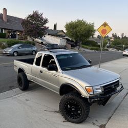 2000 Toyota Tacoma