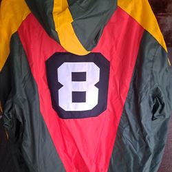 8 Ball Windbreaker Size XL