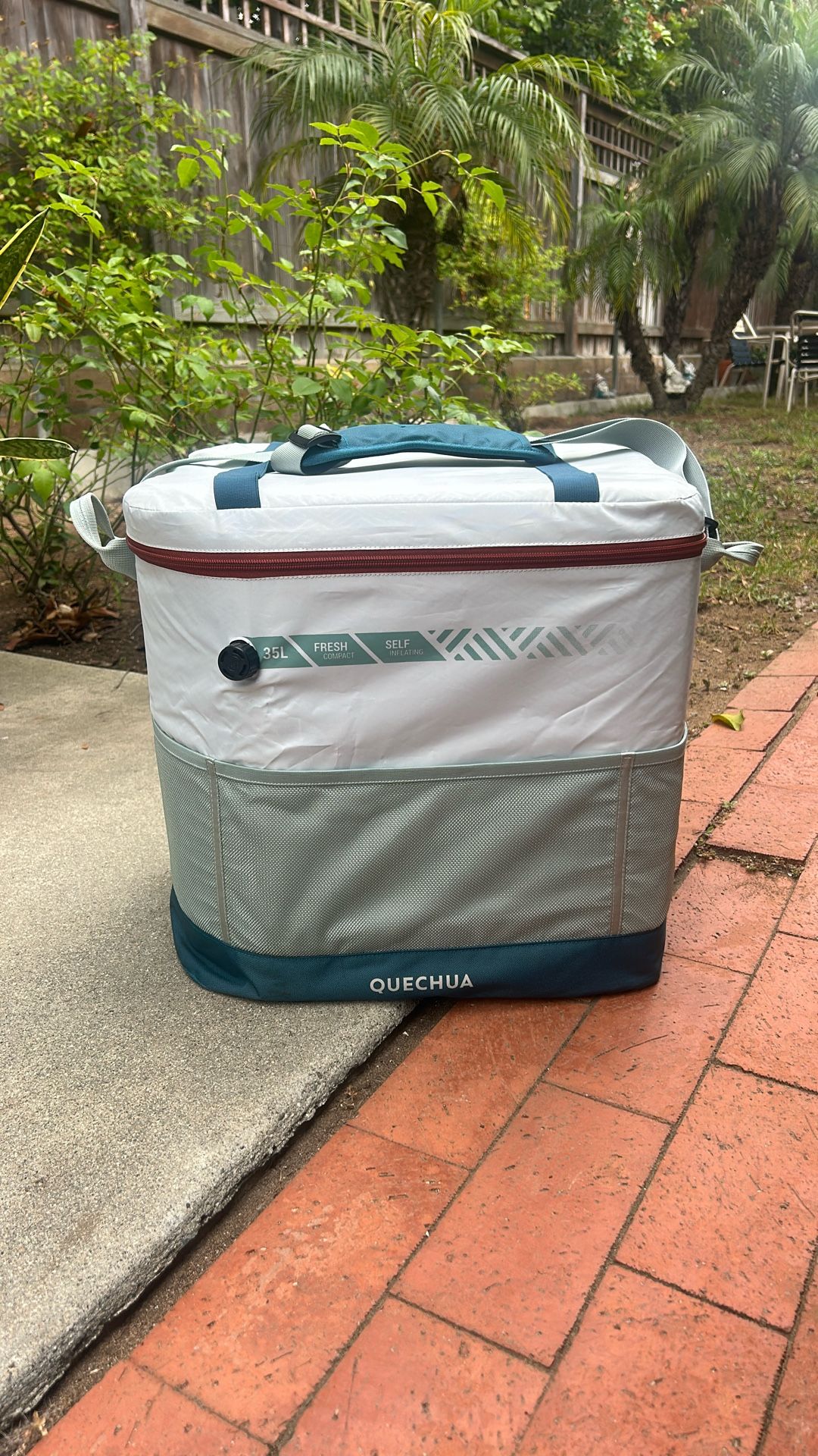 Quechua 35 L Cooler