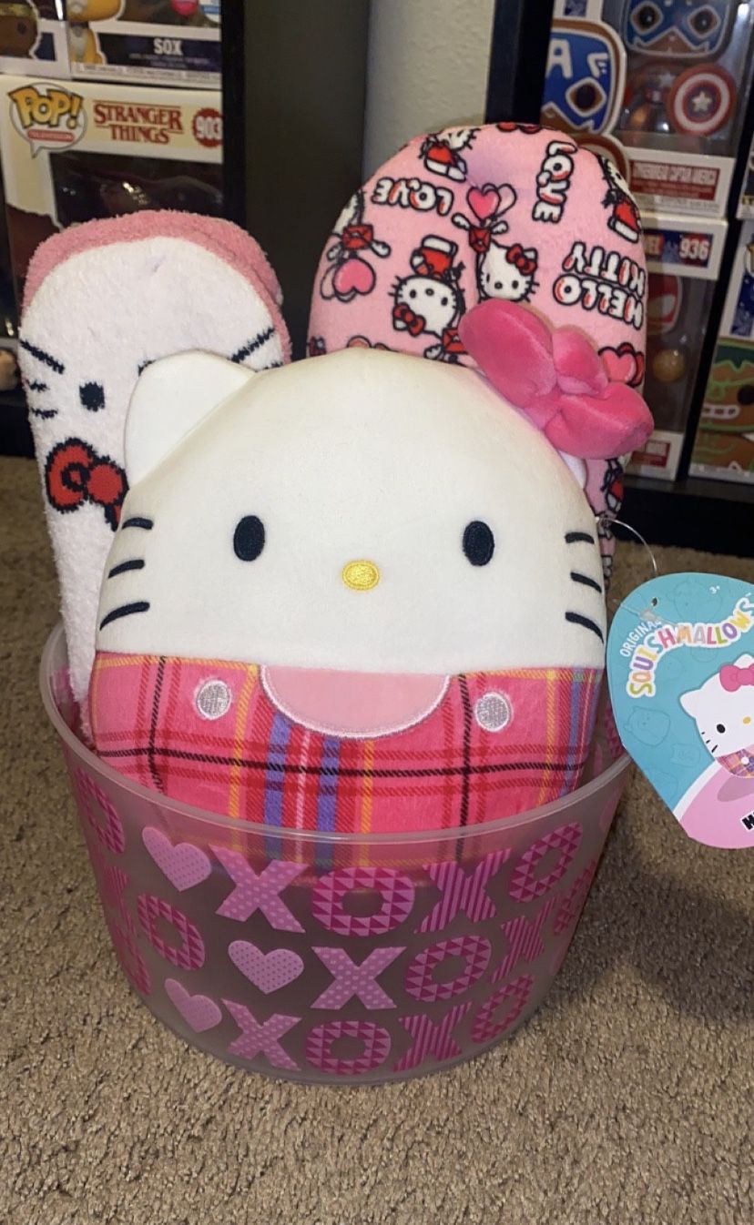 Hello Kitty Gift Basket