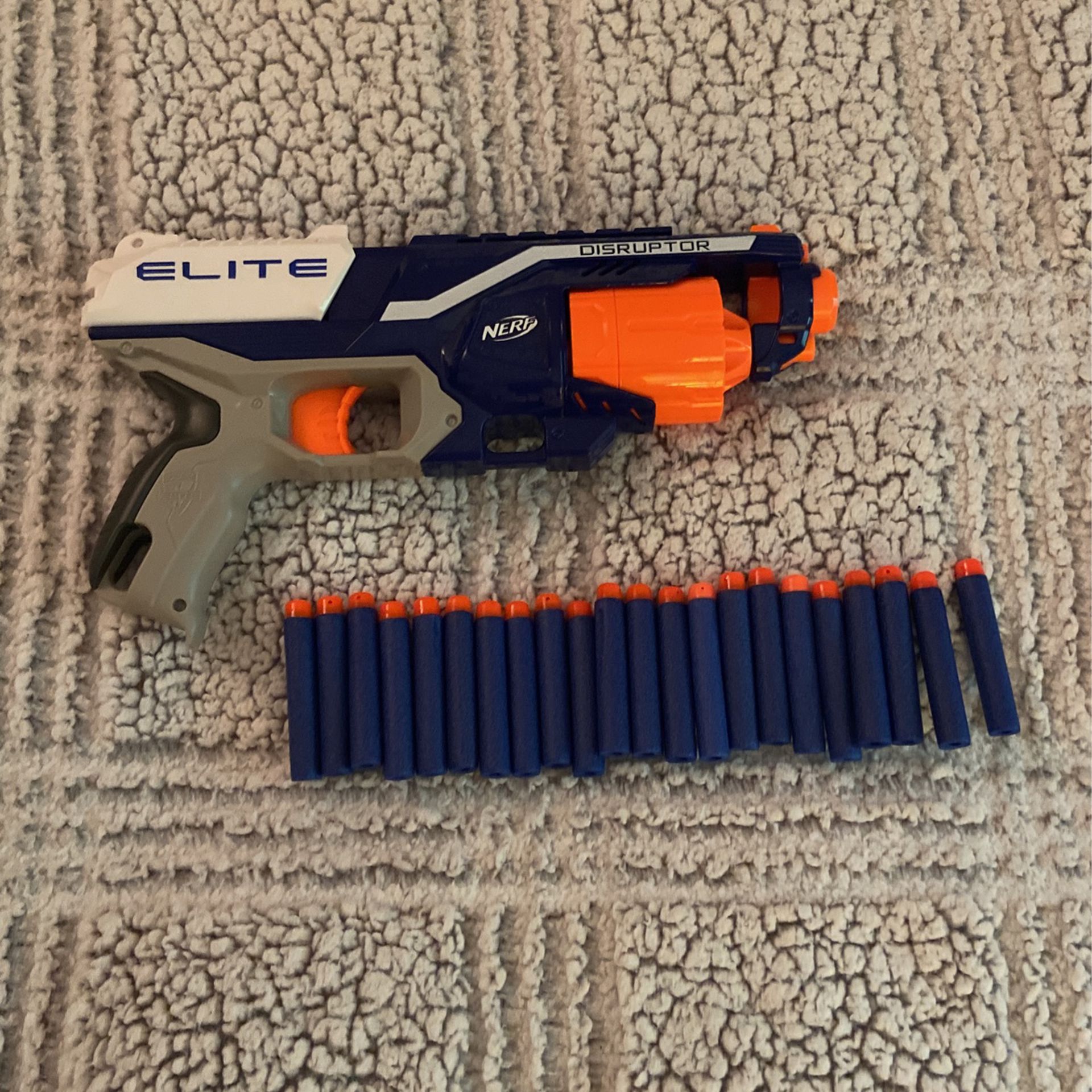 BRAND NEW Nerf Disruptor with 22 never used darts