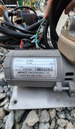 Airpump IMPACT Instrument E-405 10.5 Amps Ambulance