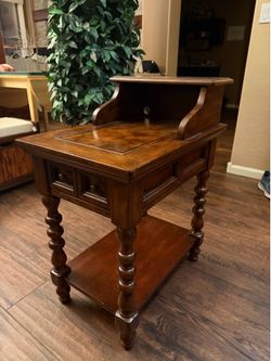 End table