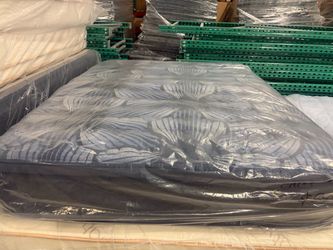 QUEEN MÁTTRESS SERTA PILLOWTOP FIRM