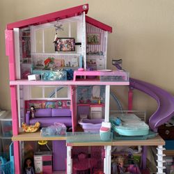 Barbie Doll House 