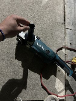 Makita Angle Grinder 