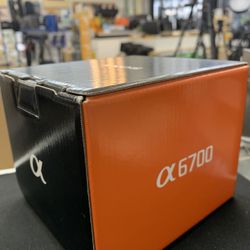 Sony A6700
