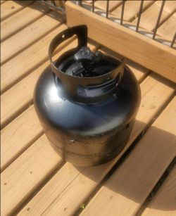 Full propane tank 15lb