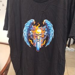 Men's Black Tea Brand New Gildan Size Extra Large