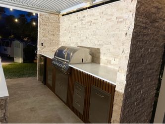 Outdoor kitchen