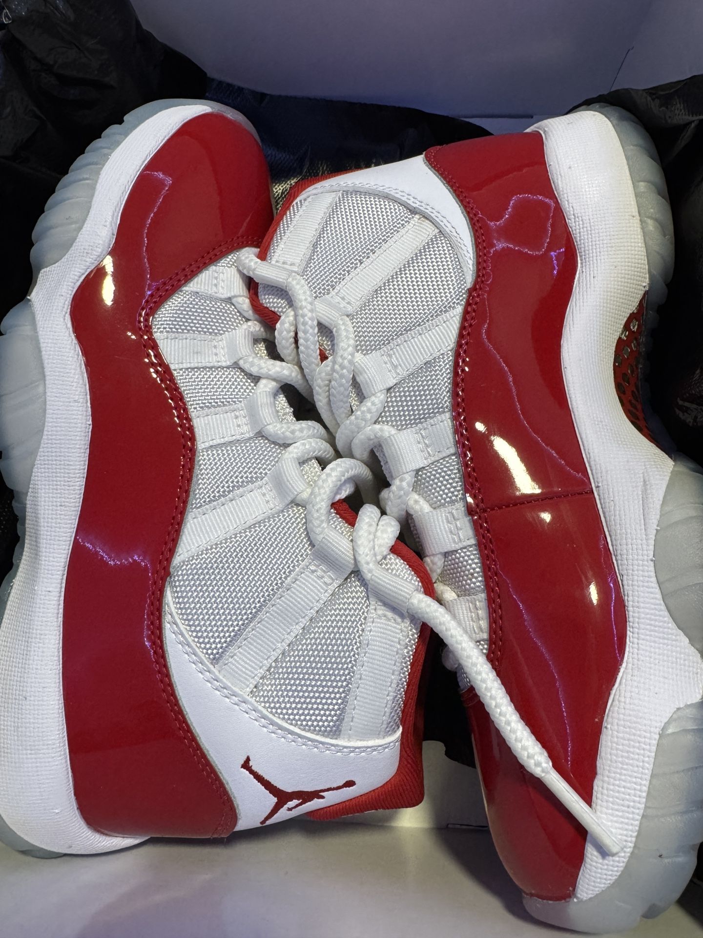 AIR JORDAN 11 RETRO!!