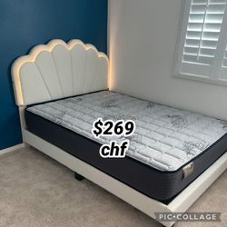 Bouclé Fabric Upholstered Shell Arch Adjustable Headboard Leg with LED Light Platform King Size Bed and Chunky Front Legs